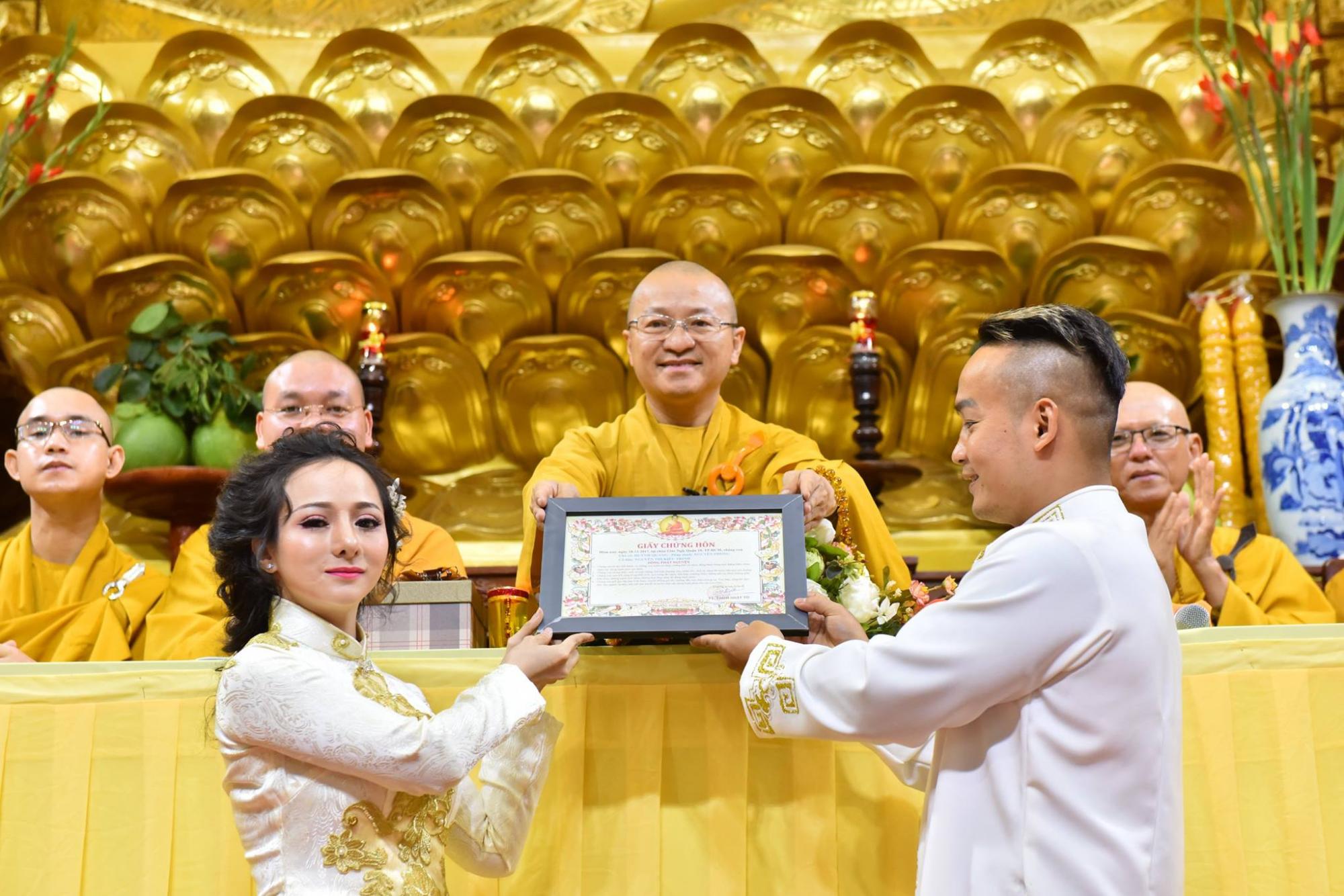 Lễ Hằng Thuận cho chú rể Huỳnh Quang &amp; cô dâu Kiều Trinh