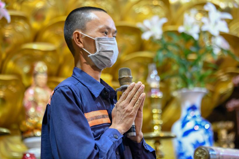 50 tình nguyện viên Phật giáo tham gia chống dịch tại Bệnh viện Hồi sức Covid-19