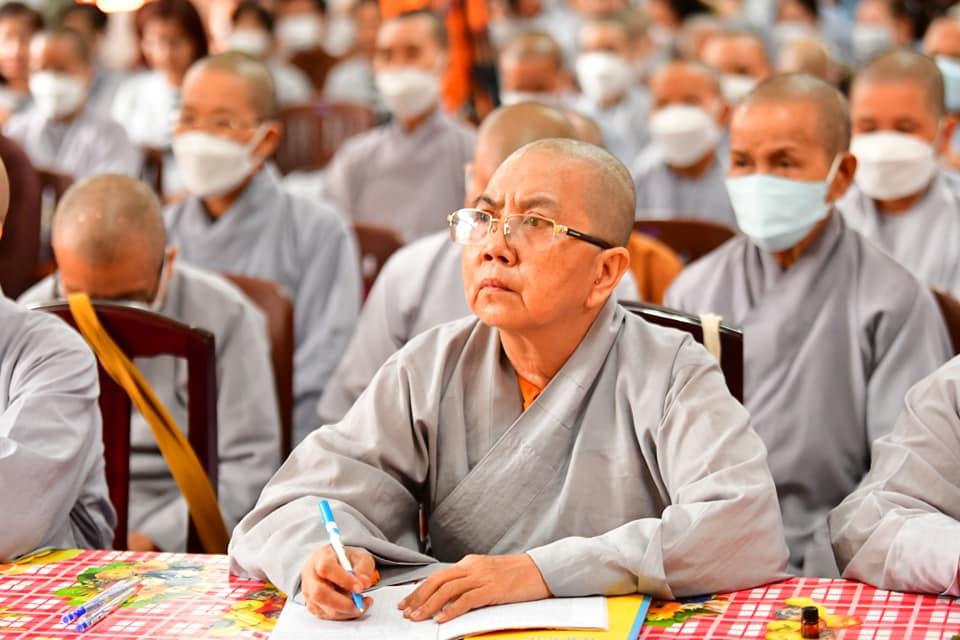 TT. Thích Nhật Từ khích lệ Tăng Ni nỗ lực hoằng pháp lợi sanh thông qua bốn ẩn dụ về người chỉ đường của đức Phật