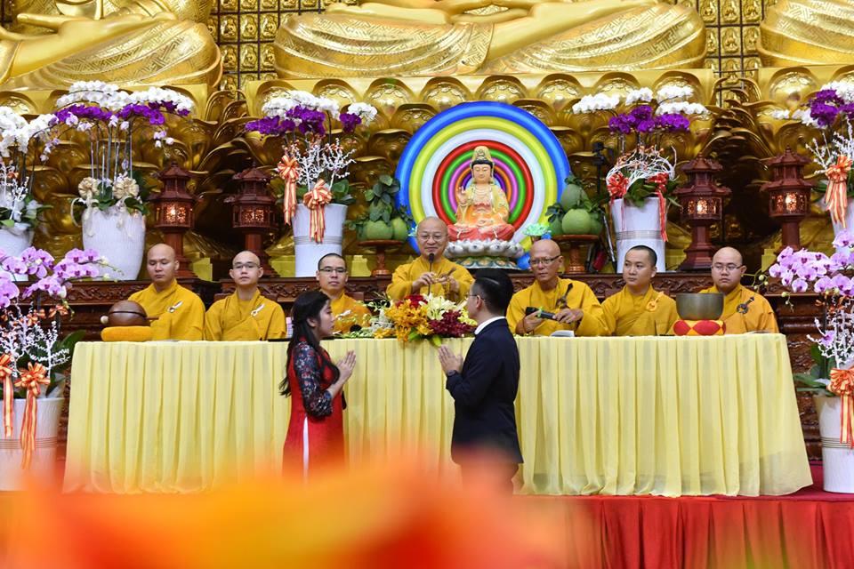 Lễ Hằng Thuận của cô dâu Thùy Anh &amp; chú rể Quang Huy tại chùa Giác Ngộ, lúc 15h00, ngày 18-09-2018.