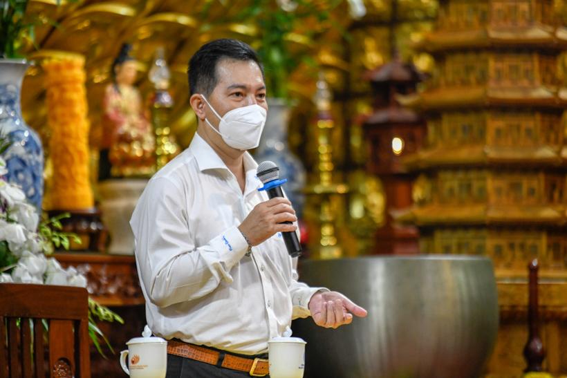 50 tình nguyện viên Phật giáo tham gia chống dịch tại Bệnh viện Hồi sức Covid-19