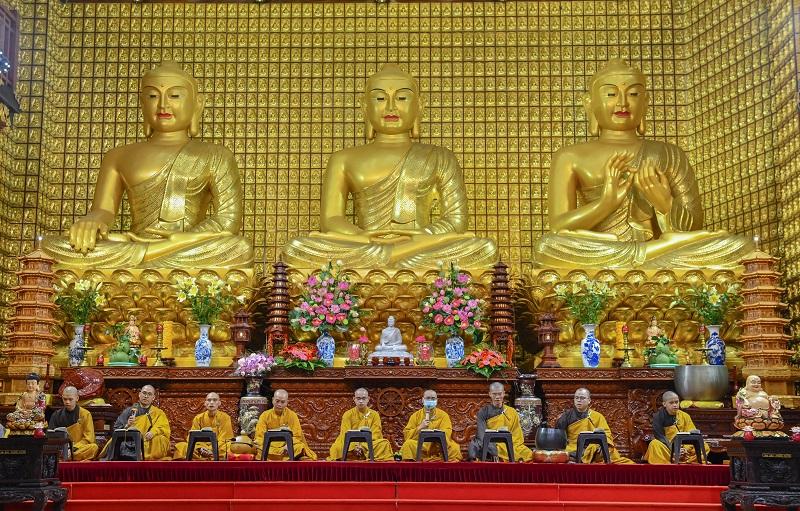 Nhật ký ngày thứ ba ở nhà: Học Phật qua dụ ngôn về chiếc bè