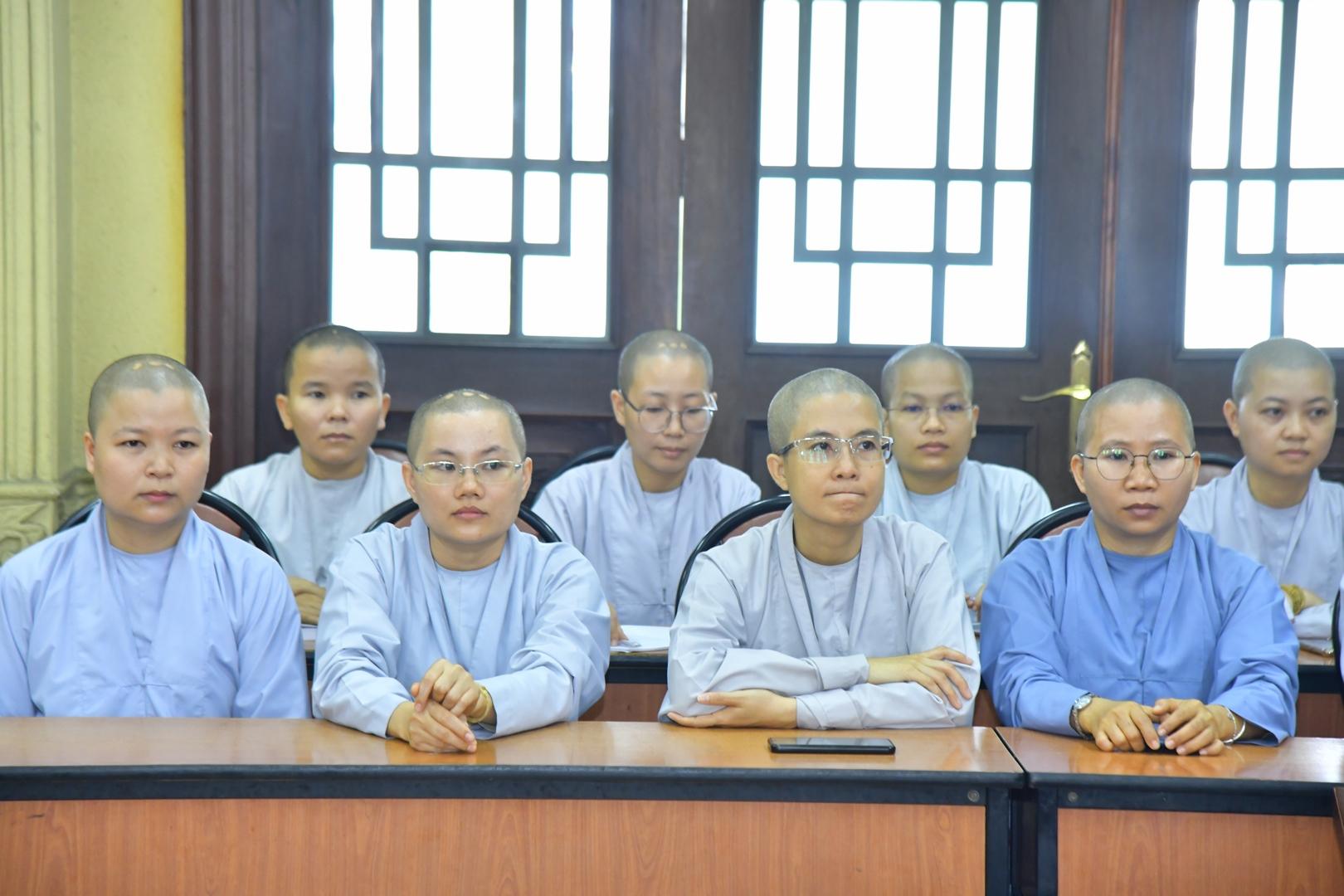 Mở 13 Hội đồng chấm luận văn Thạc sĩ Phật học cho Học viên Cao học tại Học viện PGVN tại TP.HCM