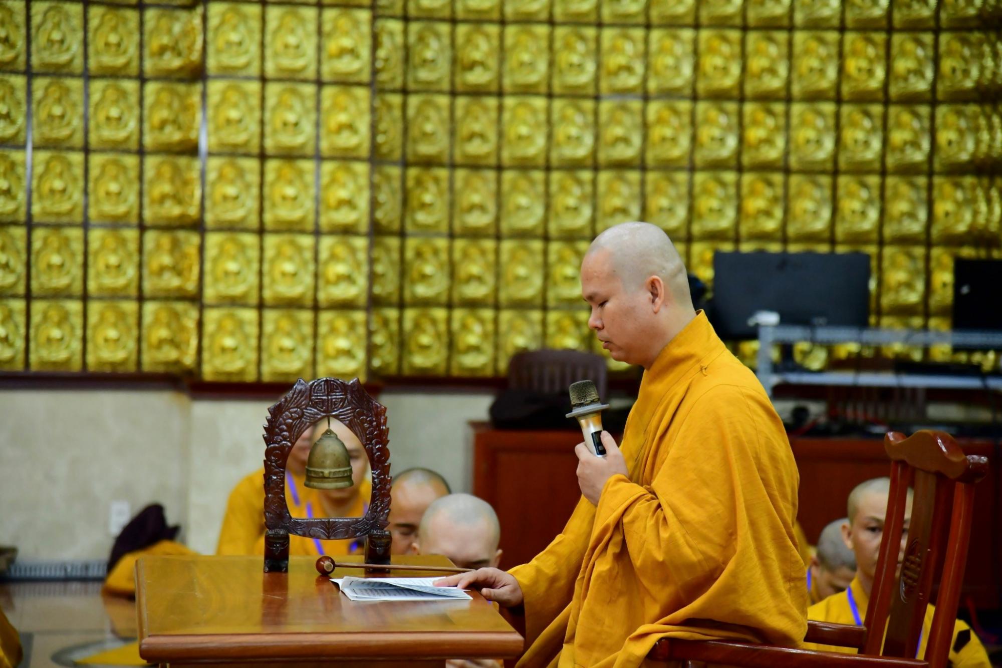 Phật giáo quận 10 tổ chức Lễ bố tát tụng giới tại chùa Giác Ngộ