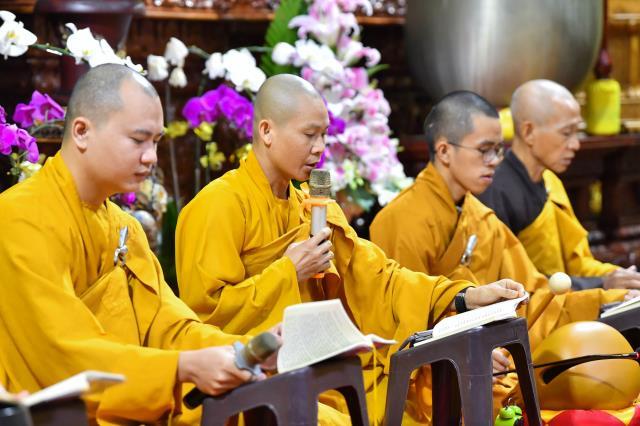 TT. Nhật Từ giảng về “cốt lõi thiền của Lục tổ Huệ Năng và Phật hoàng Trần Nhân Tông” trong Ngày an lạc