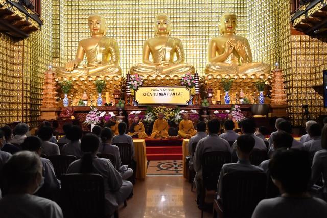 TT. Nhật Từ giảng về “cốt lõi thiền của Lục tổ Huệ Năng và Phật hoàng Trần Nhân Tông” trong Ngày an lạc
