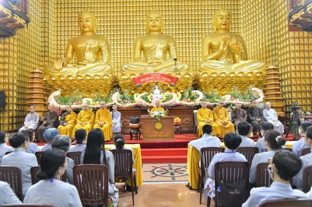 Khóa tu Ngày An Lạc: Âm hưởng của Ngày Phật thành đạo