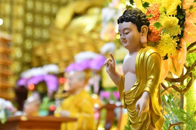 Hơn 400 người tham dự Lễ Quy y Tam bảo Online nhân Đại lễ Phật đản PL.2565 - DL.2021