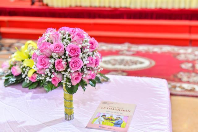 “Hôn lễ dưới đài sen” của đôi uyên ương Thanh Huy và Thảo Nhi