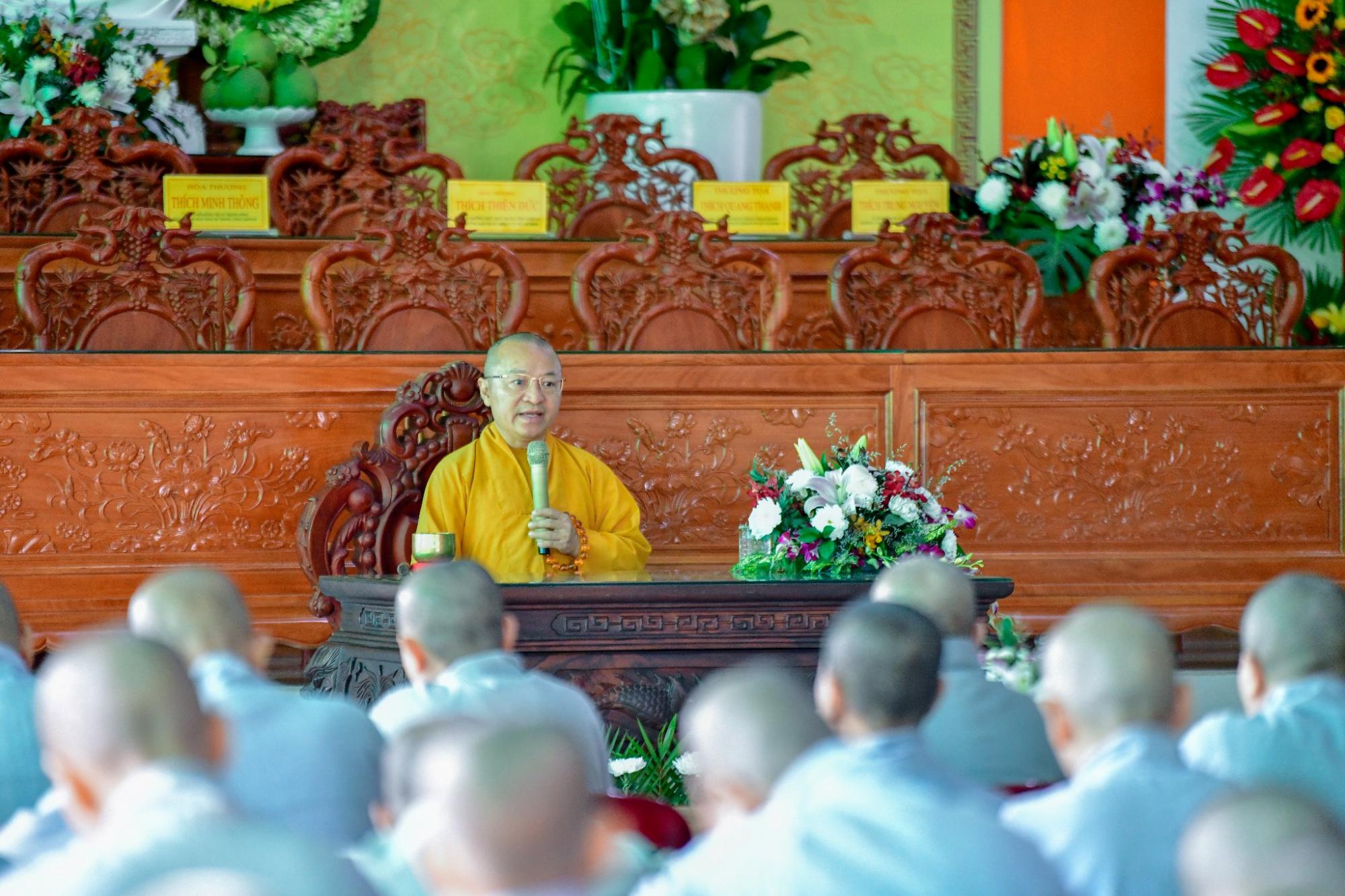 TT. Thích Nhật Từ chia sẻ kinh nghiệm giúp gia tăng dân số Phật tử Việt Nam