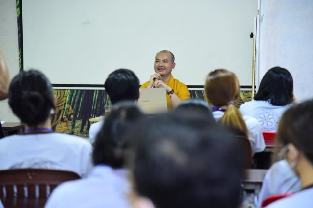 Khoa tu Tuổi Trẻ Hướng Phật: Điểm tựa tâm linh người trẻ ngày nay