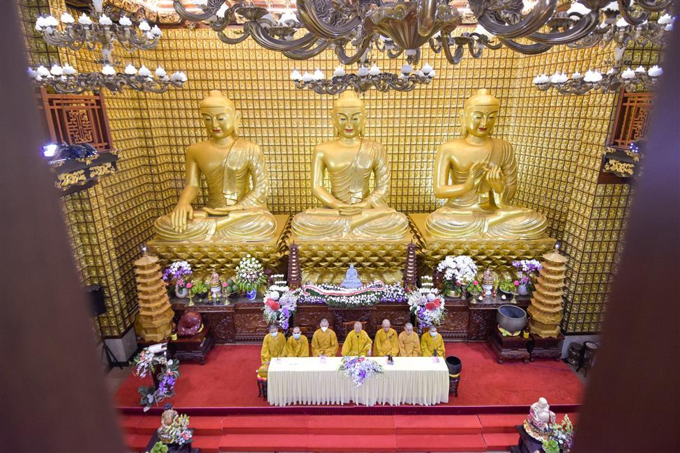 Lễ Hằng thuận của Phật tử chú rể Ngộ Tuệ Nhuận và cô dâu Nhuận Anh