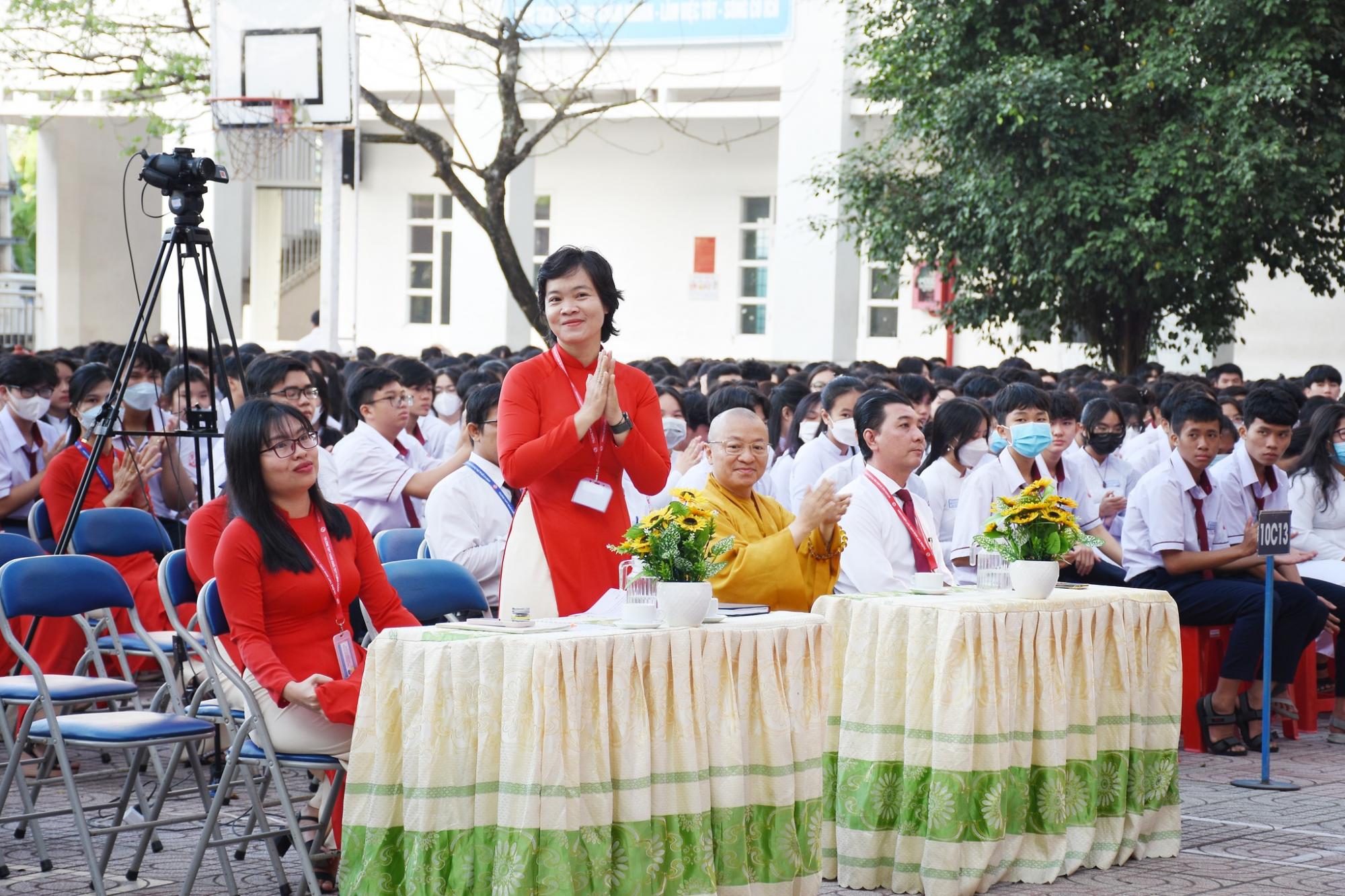 Pháp thoại lòng biết ơn tại Trường THPT Năng khiếu TDTT huyện Bình Chánh
