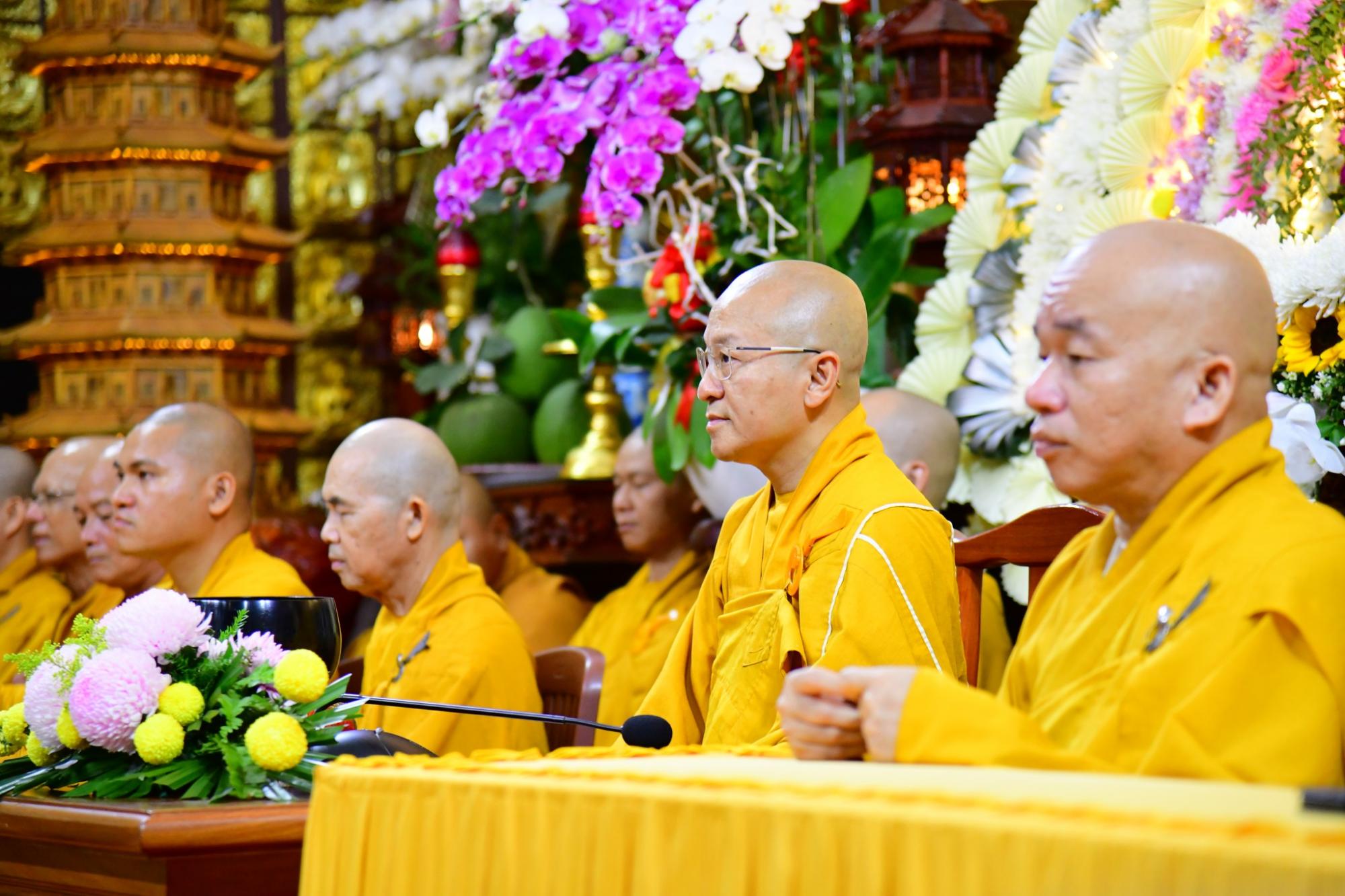 Tưởng niệm ngày Đức Phật nhập Niết bàn và kỷ niệm ngày tiếp nối lần thứ 55 của TT. Thích Nhật Từ