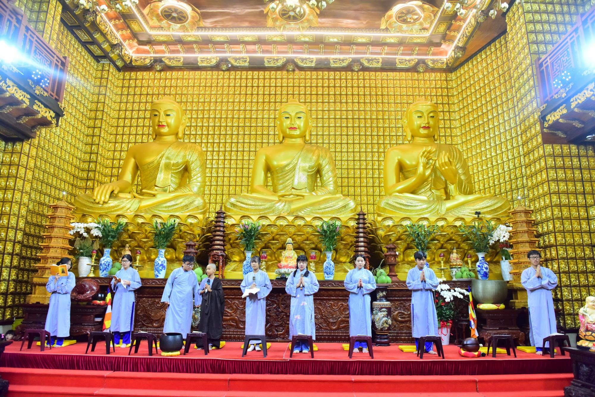 Lễ xuất gia gieo duyên tri ân cho 10 hành giả nhí chùa Giác Ngộ 