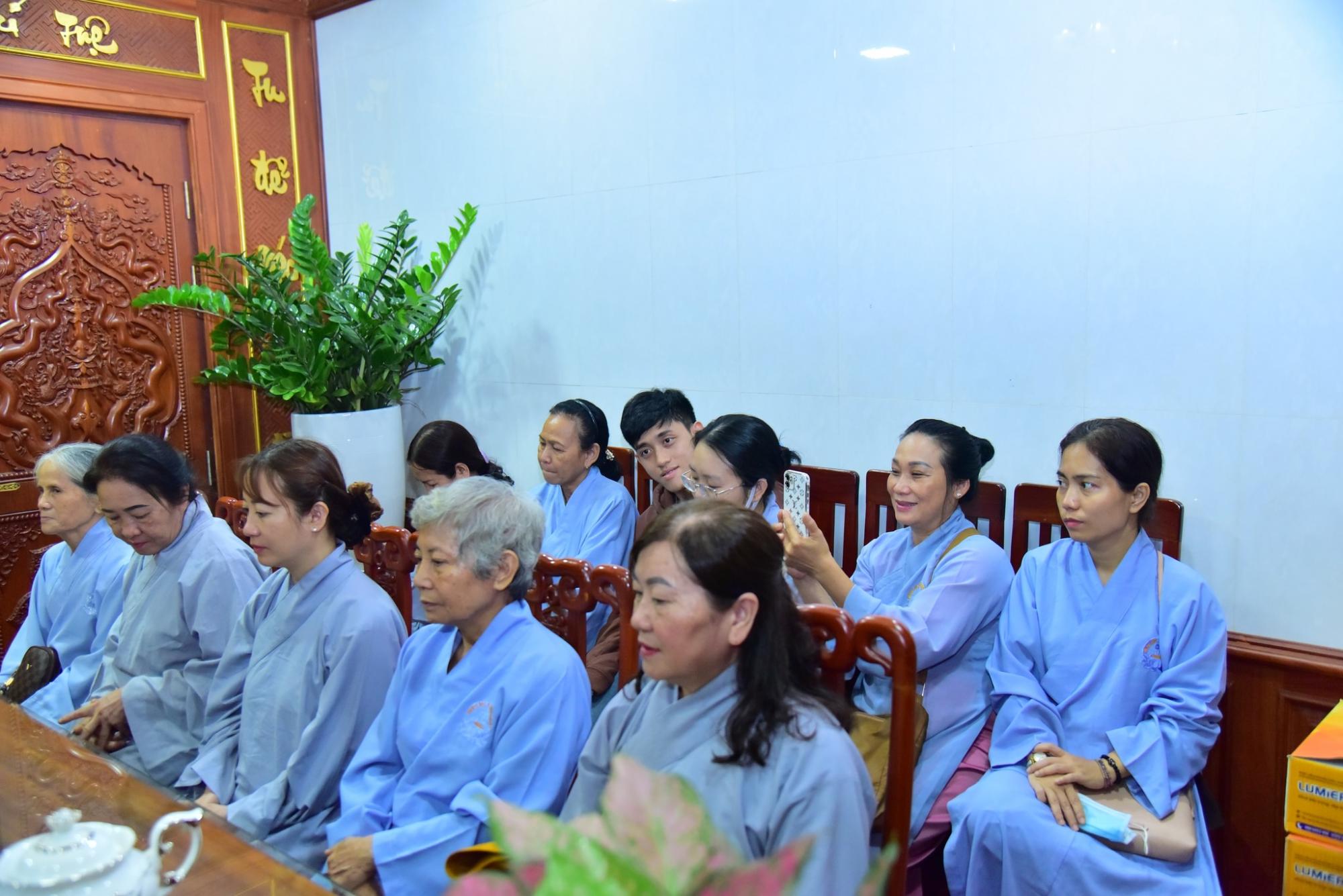 Đoàn hành hương Thiền tự Chính Hoà (Thanh Hóa) thăm chùa Giác Ngộ