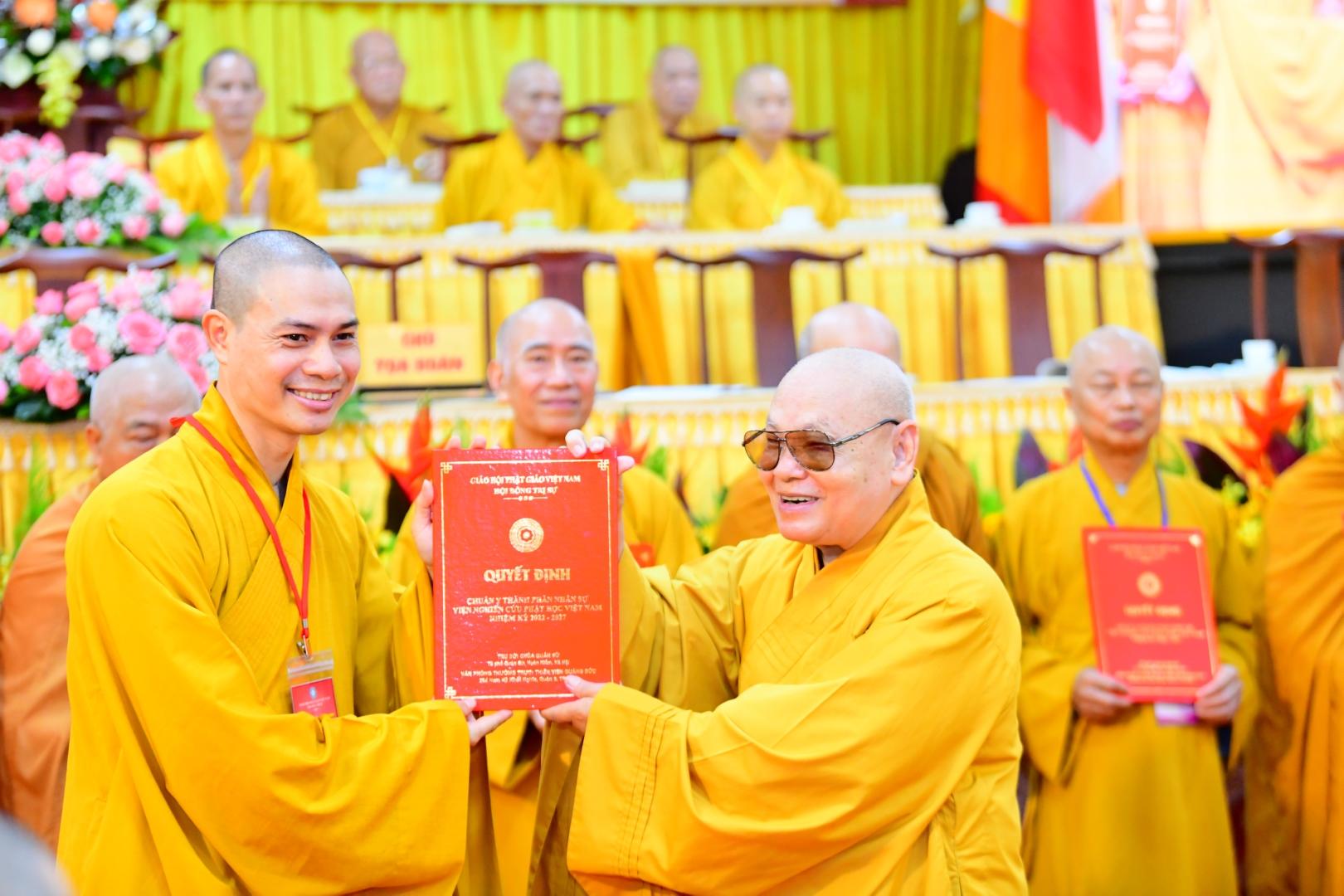 Viện Nghiên cứu Phật học Việt Nam ra mắt nhân sự nhiệm kỳ 2022 - 2027