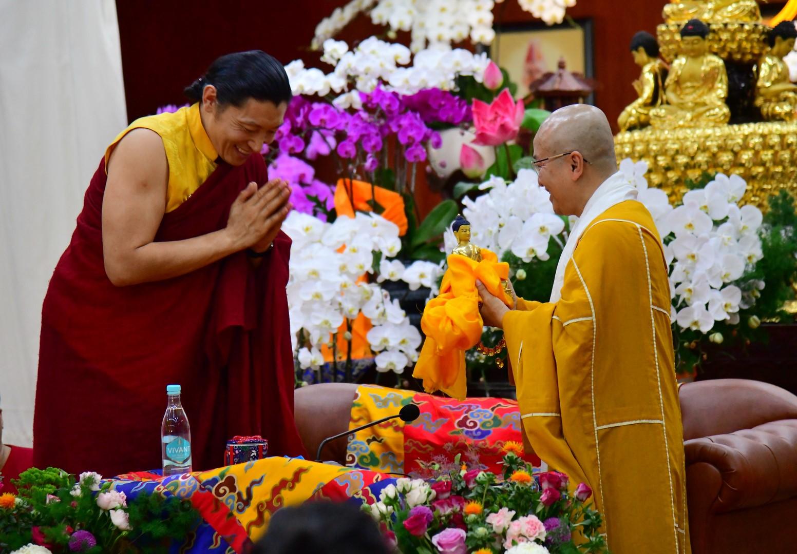 Pháp đàm về thiền của ngài Kyabgön Phakchok Rinpoche tại chùa Giác Ngộ (quận 10, TP.HCM)