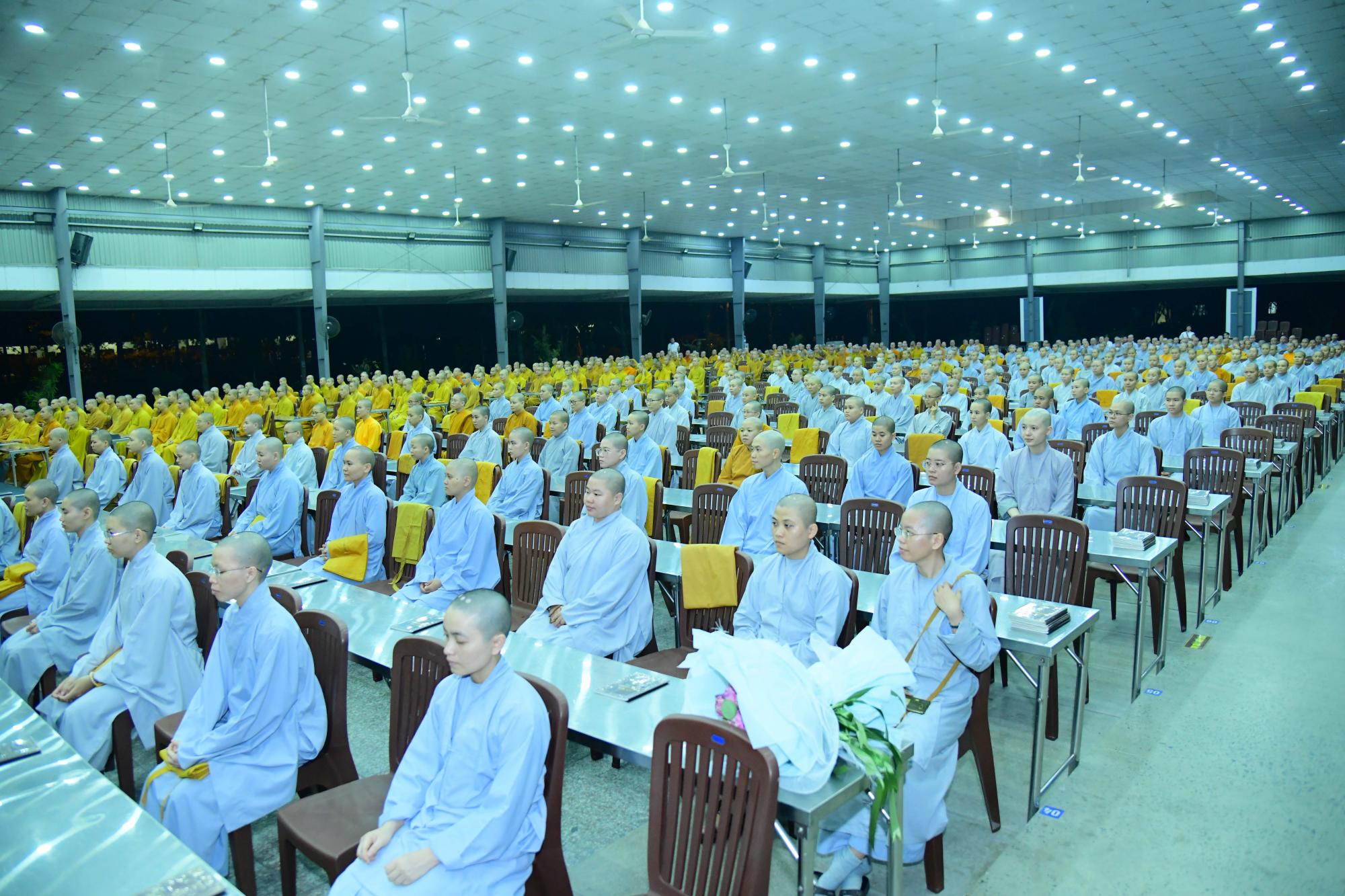 Hình ảnh đoàn Phật Giáo Miến Điện thăm Học viện PGVN tại TP.HCM cơ sở 2