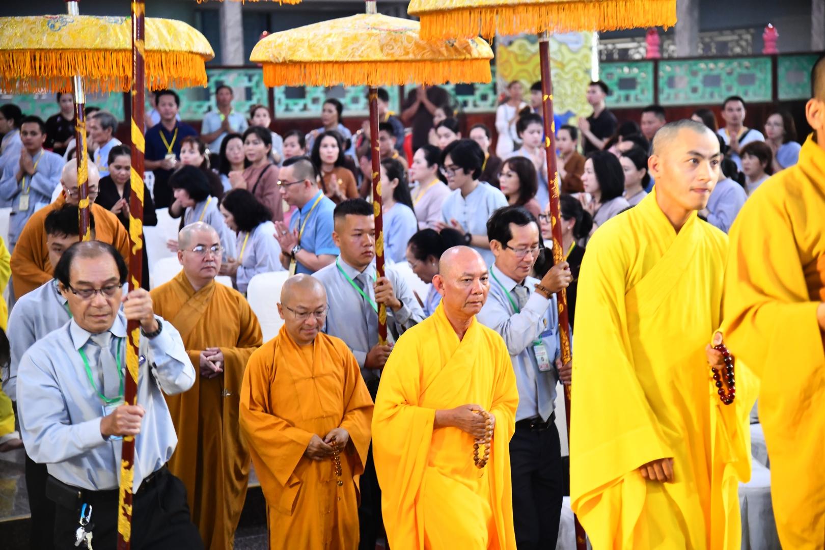 Chia sẻ Phật pháp “Giao lưu - Doanh nhân - Kết thân thiện hữu tri thức"