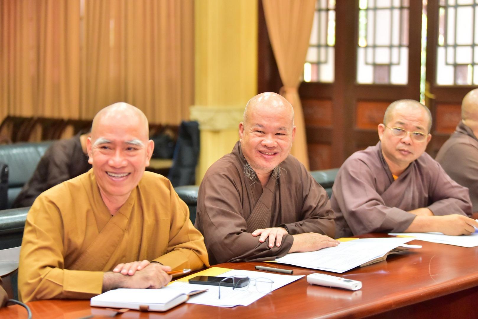 Hội đồng Điều hành Học viện Phật giáo Việt Nam tại TP.HCM họp trao đổi một số nội dung quan trọng 