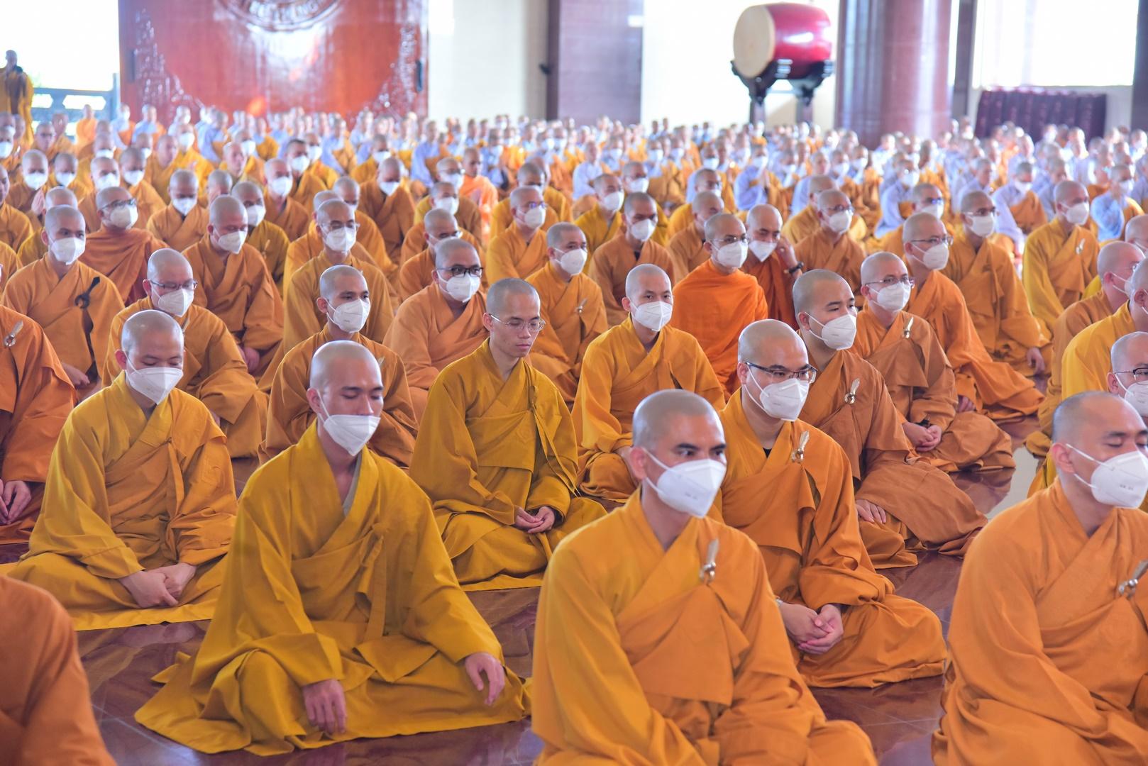 Tác pháp kiết giới an cư kiết hạ tại Học viện Phật giáo Việt Nam TP.HCM