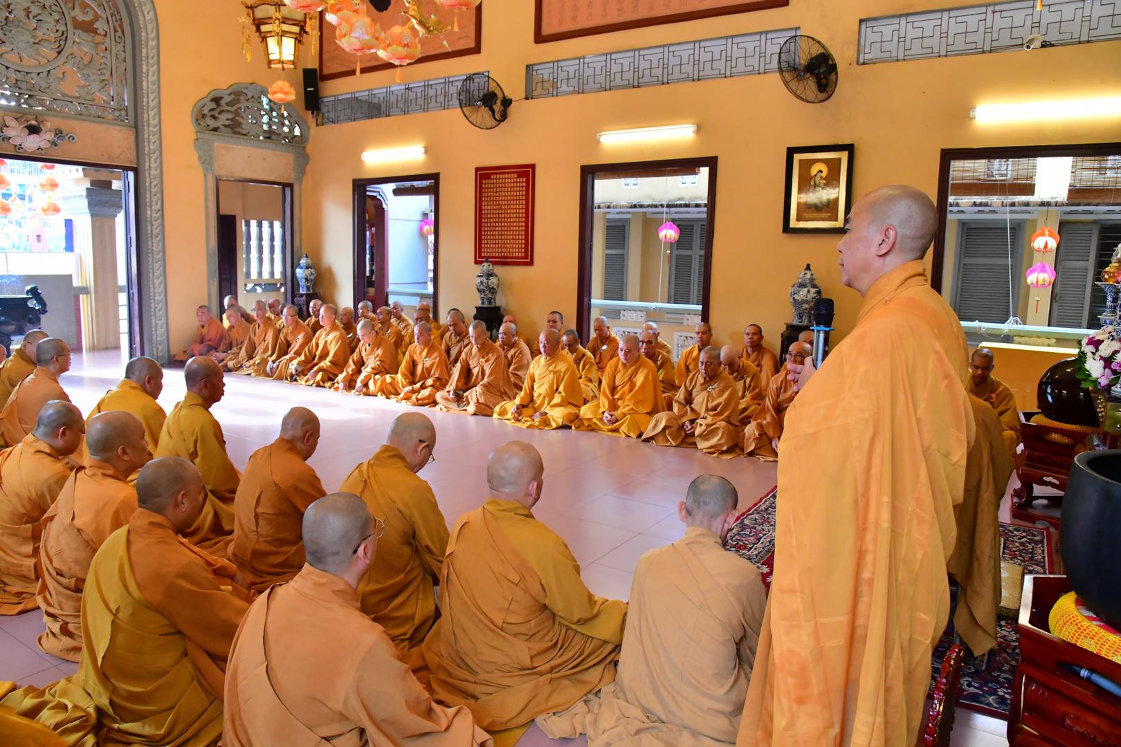 Tác pháp an cư tại chùa Ấn Quang